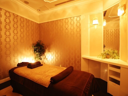 小顔・アロマ経絡　Irodori