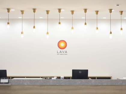 ホットヨガスタジオ　LAVA　イオンモール日の出店